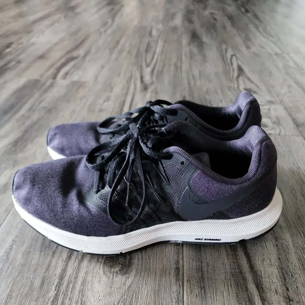 Nike Run Swift Women's Size 8.5 Black Running Shoes 909006-009